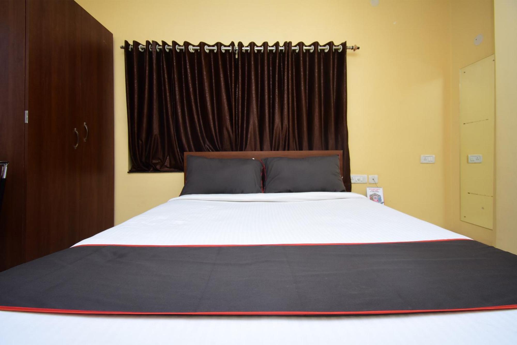 Super Collection O Gokul Residency Near Emami City Dumdum Opposite Raja Palace Hotel Dum Dum Kültér fotó